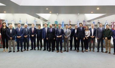 Gobernadores reclaman a Nación por transferencias y obra pública