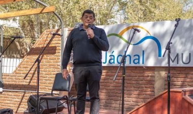 Jachallereando en la Casa en San Juan