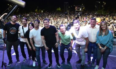 La juventud sanjuanina vivió a pleno su festejo en el Parque de Mayo
