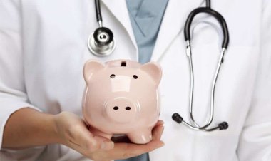 El Gobierno avanza con el control a prepagas e intimó a 56 empresas