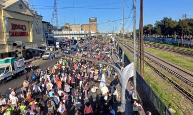 Miles de fieles peregrinan a Luján para pedir y agradecer a la Virgen