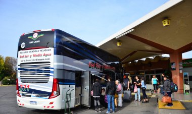 El Gobierno nacional desregula el transporte automotor de media y larga distancia