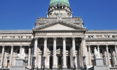 Diputados debatirá este martes la "privatización" de Aerolíneas Argentinas