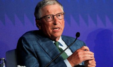 En qué momento NO se debe usar el celular, según Bill Gates