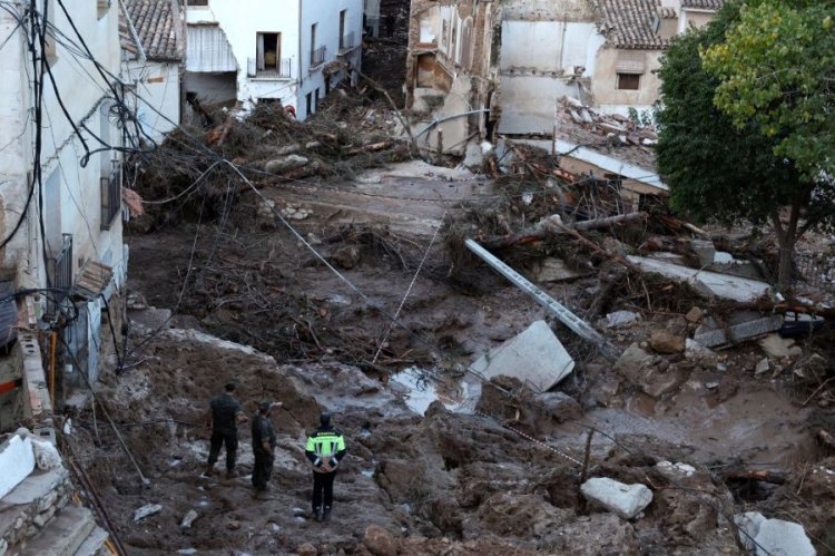 España decretó tres días de luto en conmemoración por los muertos que ocasionó la DANA