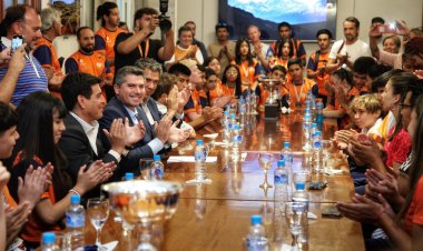 Orrego recibió a los deportistas sanjuaninos que participaron de los Juegos Evita