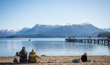 El Gobierno fijó tres días no laborables con fines turísticos en 2025