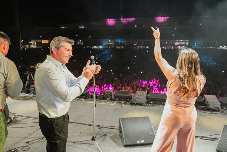 FNS 2024: Orrego cantó junto a Giselle Aldeco