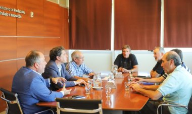 Importante reunión de Producción con la Mesa Vitícola