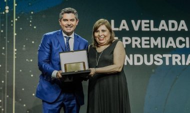 Orrego fue distinguido por su contribución al desarrollo de la minería