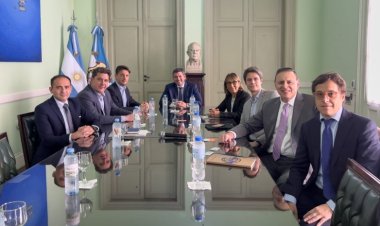El gobernador Orrego se reunió con representantes del IFC