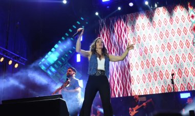 Espectacular apertura de la Fiesta Nacional de Santa Lucía 2024 con La Sole como protagonista