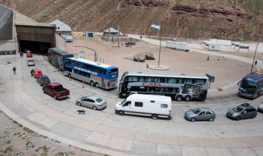 Mendoza adopta medidas para evitar congestión en un paso fronterizo a Chile