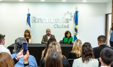 Rivadavia entrega certificados de capacitación en actividad física y formación deportiva