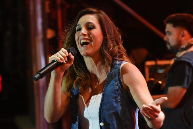 Espectacular apertura de la Fiesta Nacional de Santa Lucía 2024 con La Sole como protagonista