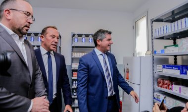 El gobernador Orrego inauguró la ampliación y refacción de un nuevo Centro de Salud