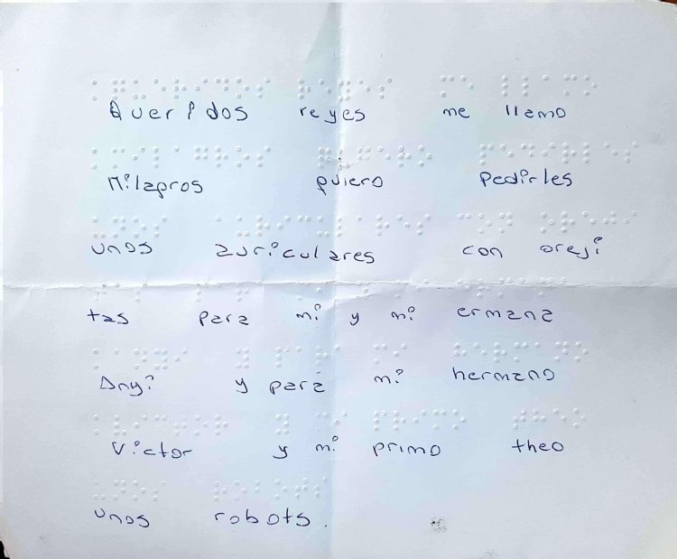 Dos mellizas no videntes dejaron una carta en braille a los Reyes Magos en 9 de julio