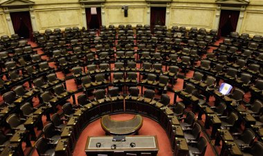 La oposición define si apoya la suspensión de las PASO