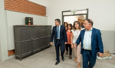 El gobernador Orrego recorrió la obra de refacción en la escuela Cecilio Ávila de Rawson