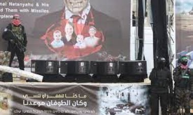 Así entregó Hamas los restos de la familia Bibas