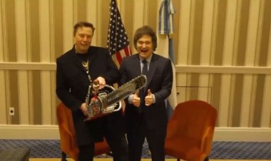 Cuánto costó la motosierra que Milei le regaló a Elon Musk