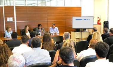 El ministro de Economía se reunió con los 19 secretarios de Hacienda municipales