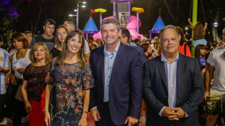 Orrego inauguró un nuevo y moderno sector de juegos en el Parque de Mayo