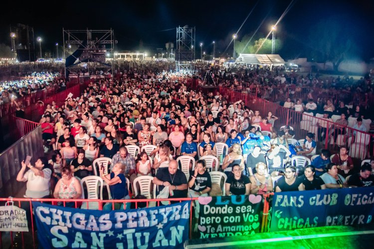 La Fiesta de la Uva y el Vino convocó más de 60 mil personas en la última noche