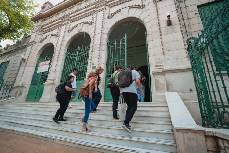 Más del 75% de docentes fue a trabajar