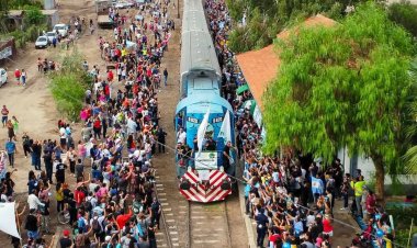El Tren Solidario llegó a Caucete con donaciones y mucha emoción