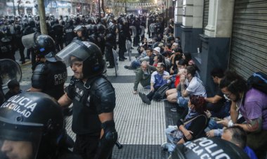 La nueva marcha de jubilados dejó 39 detenidos y 5 policías heridos