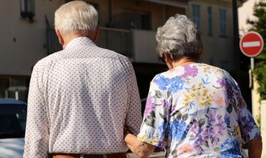 Jubilaciones aumentan el 2,4% en los haberes de abril y el bono de $70.000