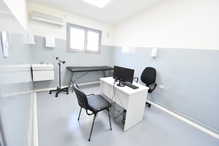 Adquieren más de 150 equipos de climatización para los centros de salud y hospitales de la provincia