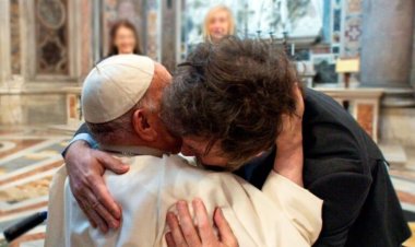 Milei confesó que le pidió perdón al papa Francisco por sus ataques