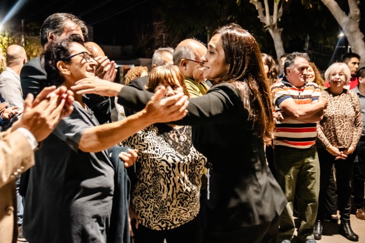 Romina Rosas inauguró luminarias LED en el sector este de Diagonal Sarmiento