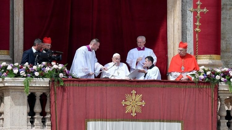 El Papa clamó por libertad religiosa y paz mundial en su mensaje de Pascua