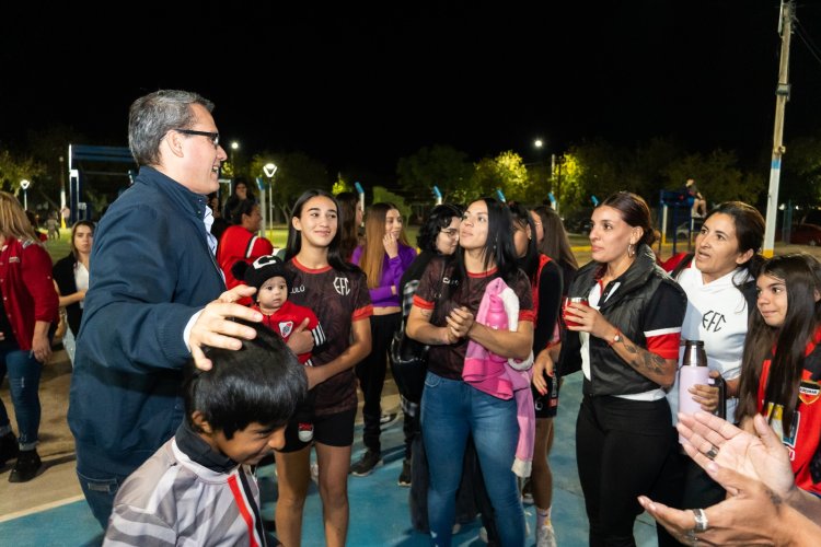 Rawson inauguró importantes obras en el Barrio Escobar