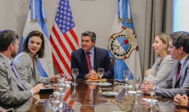 El gobernador Orrego recibió a encargada de Negocios de la Embajada de Estados Unidos en Argentina