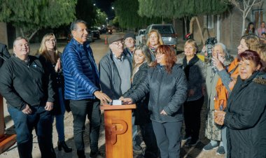 En Pocito dos barrios más de la Zona Norte con nueva iluminación
