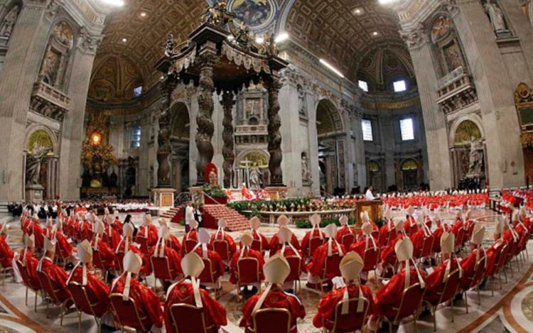 Empieza el proceso para elegir al sucesor de Francisco con fuerte presencia latinoamericana