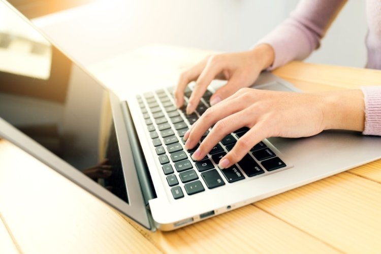 Impulsan la participación de profesionales en becas internacionales