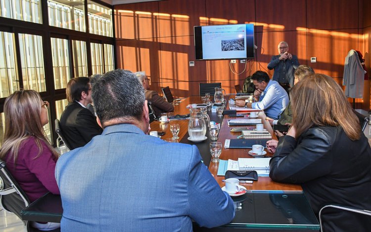 Diputados recibieron a especialista por el tema de Seguridad Sismoresistente en Edificios Estratégicos