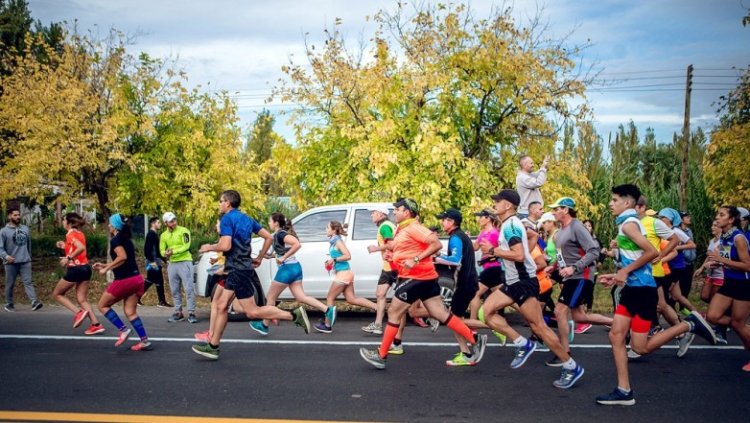 Se realizará una nueva edición de la Posta Atlética a la Difunta Correa