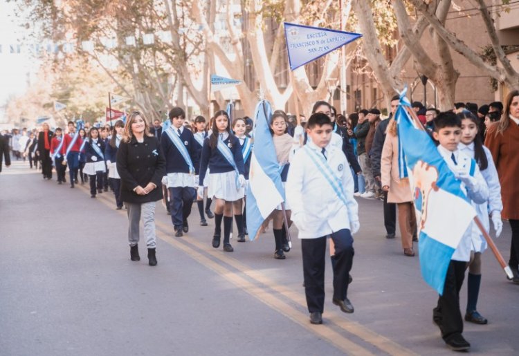 Así serán los actos para celebrar el 215° aniversario de la Revolución de Mayo