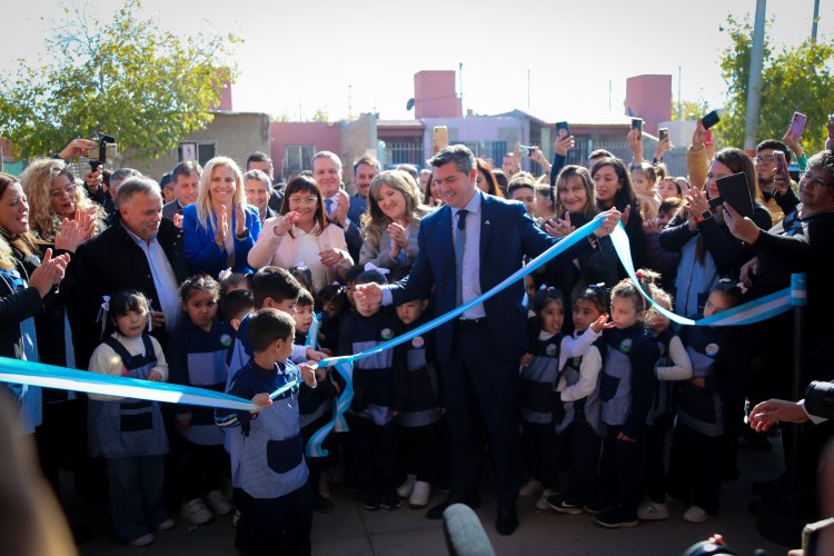 El gobernador Orrego inauguró una escuela de Nivel Inicial en Chimbas