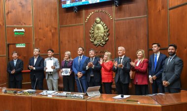 Entregaron las distinciones de “Ciudadanos Ilustres” y “Personalidades Destacadas”