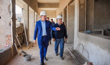 Orrego recorrió las obras de la esperada EPET 4
