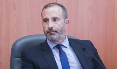 El juez que tiene que definir la prisión domiciliaria de Cristina Kirchner suspendió su licencia