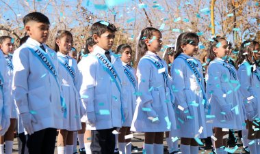 Promesa a la Bandera: unos 200 estudiantes participaron del acto central en Zonda