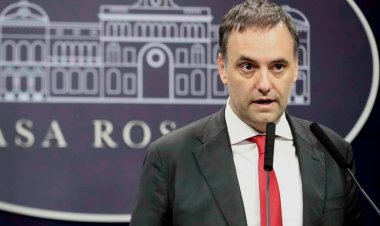 El Gobierno eliminó por decreto el Día del Empleado Público